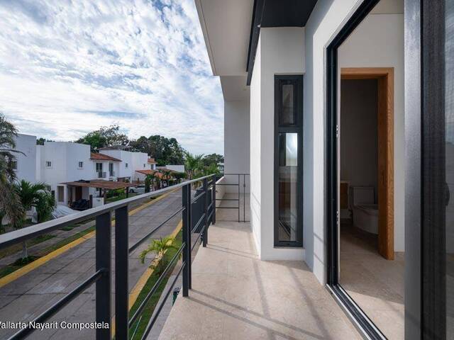 #5897 - Casa para Venta en Bucerías - NT - 1