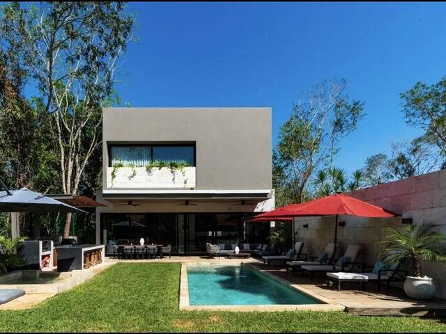 #5910 - Casa para Venta en Solidaridad - QR - 2