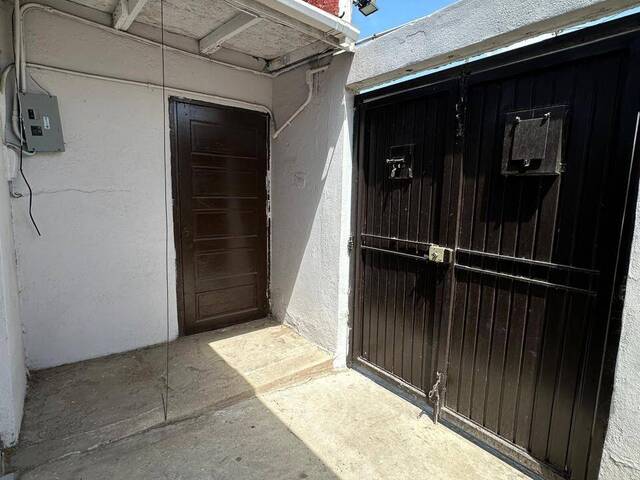 #5928 - Casa para Venta en Ensenada - BC - 2
