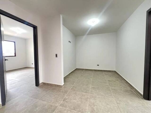 #5930 - Casa para Venta en Tijuana - BC - 3