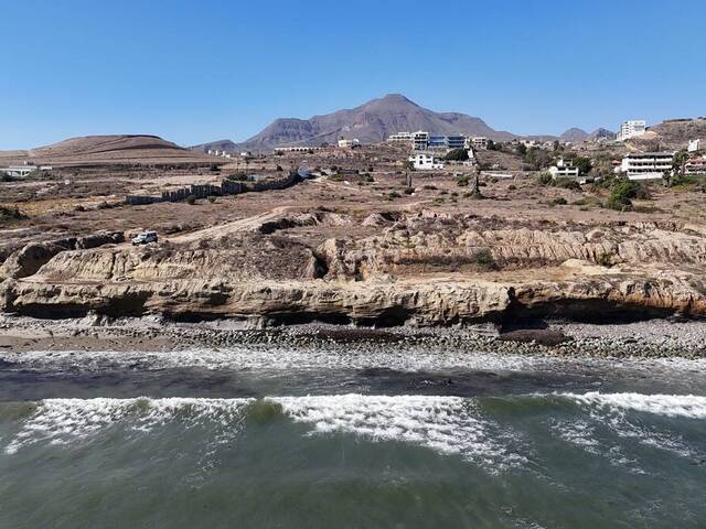 #5963 - Terreno para Venta en Playas de Rosarito - BC - 1