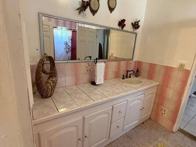 #5966 - Casa para Venta en Ensenada - BC