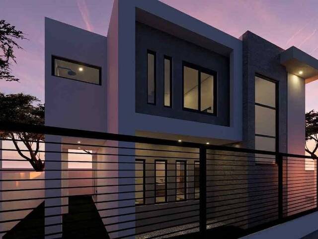 #5968 - Casa para Venta en Ensenada - BC