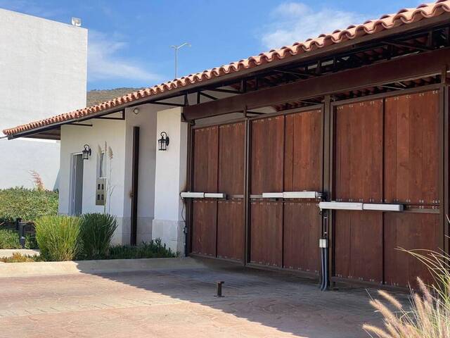 #5996 - Casa para Venta en Ensenada - BC - 2