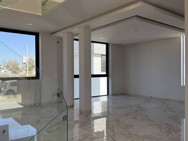 Casa para Venta en Tlajomulco de Zúñiga - 4